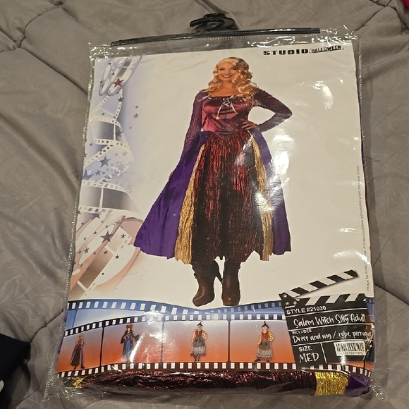 New Studio Halloween Witch hocus pocus Sarah Costume - Picture 1 of 4